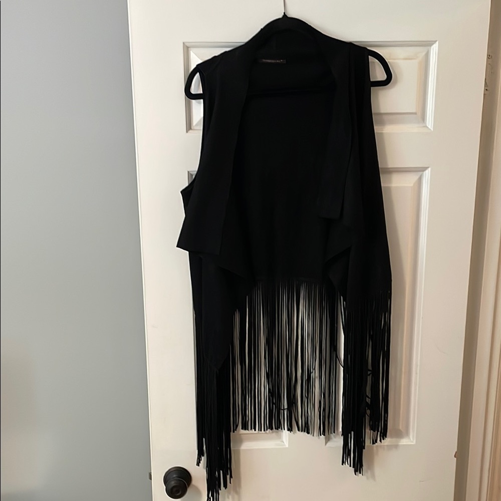 Do Everything in Love Black Fringe Vest faux suede western